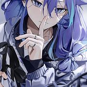 次元墻破了&hellip;25歲的Calgary小時候非常喜歡看漫畫,現(xiàn)在她已經(jīng)是一名化妝師,能夠?qū)⒆约合矏鄣娜宋锇岬浆F(xiàn)實(shí)中了!